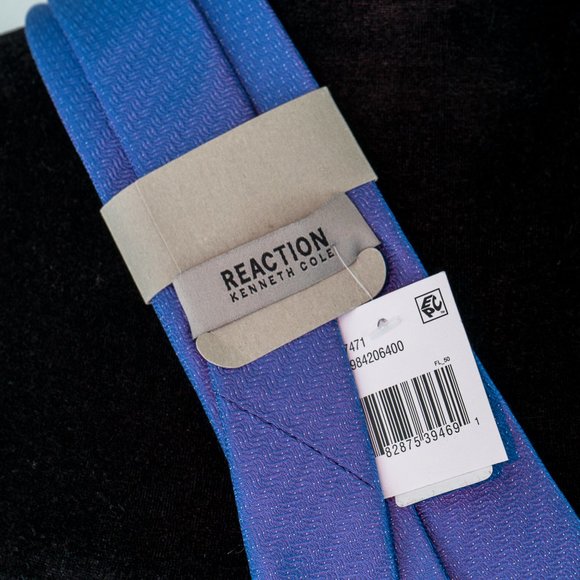 NWT Kenneth Cole Reaction  Speckle Blue Silk  Tie - Picture 3 of 3
